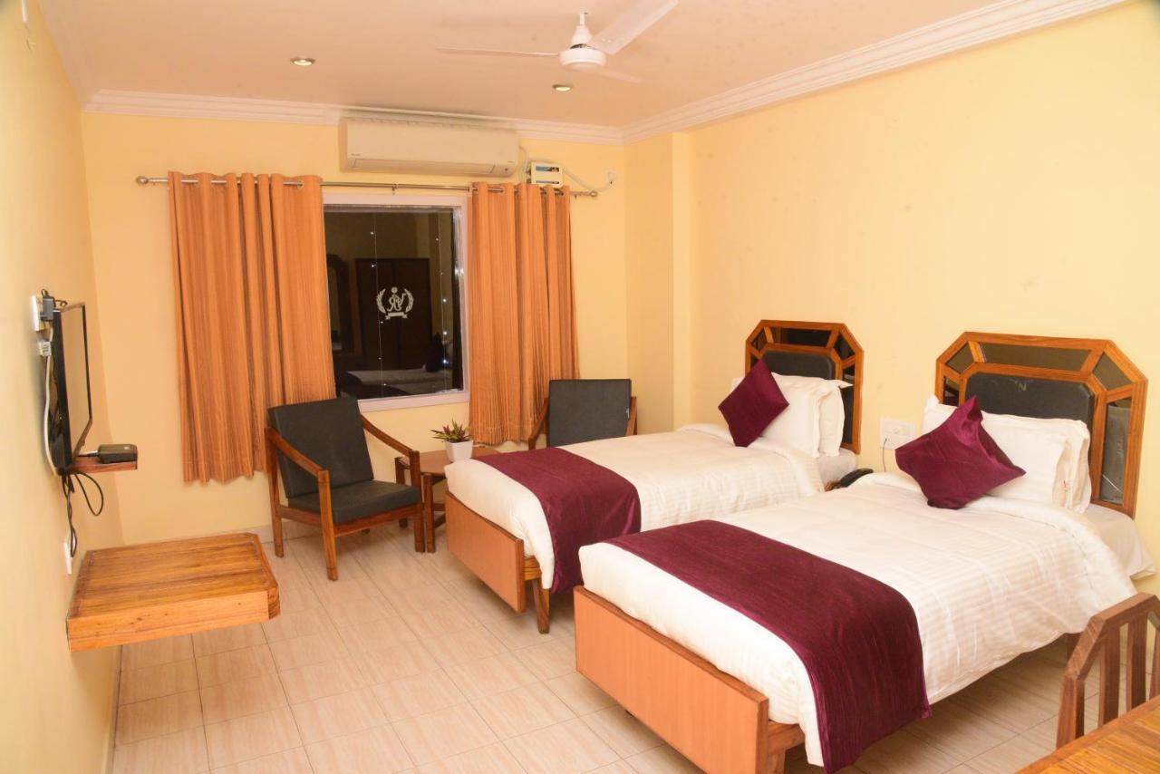 Hotel Vijaya Residency Anakapalle Exterior foto