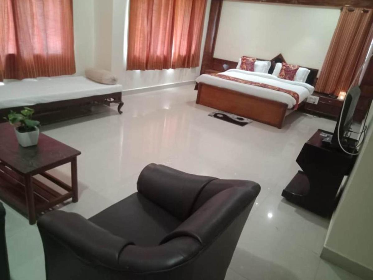 Hotel Vijaya Residency Anakapalle Exterior foto