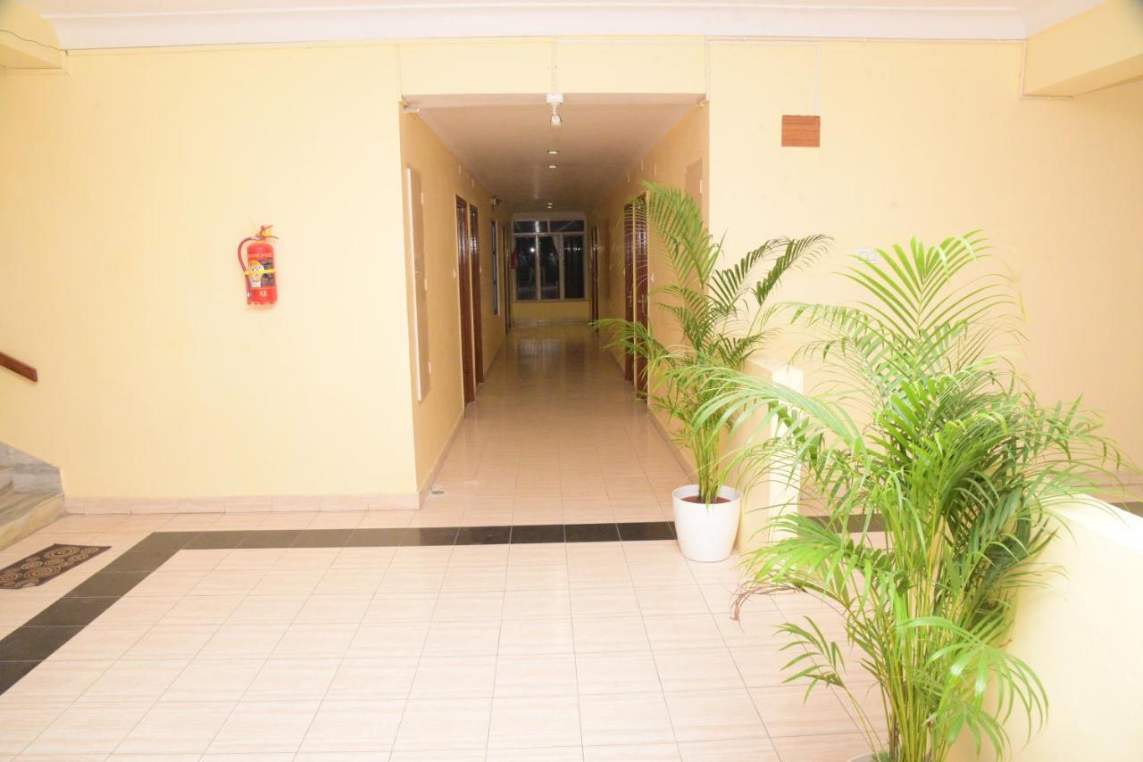 Hotel Vijaya Residency Anakapalle Exterior foto